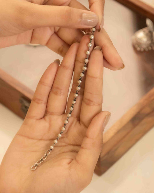 Adya Versatile Ball Earchain