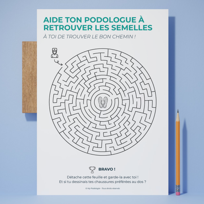 Carnet de jeux enfant : Aide ton podologue à retrouver les semelles (labyrinthe)