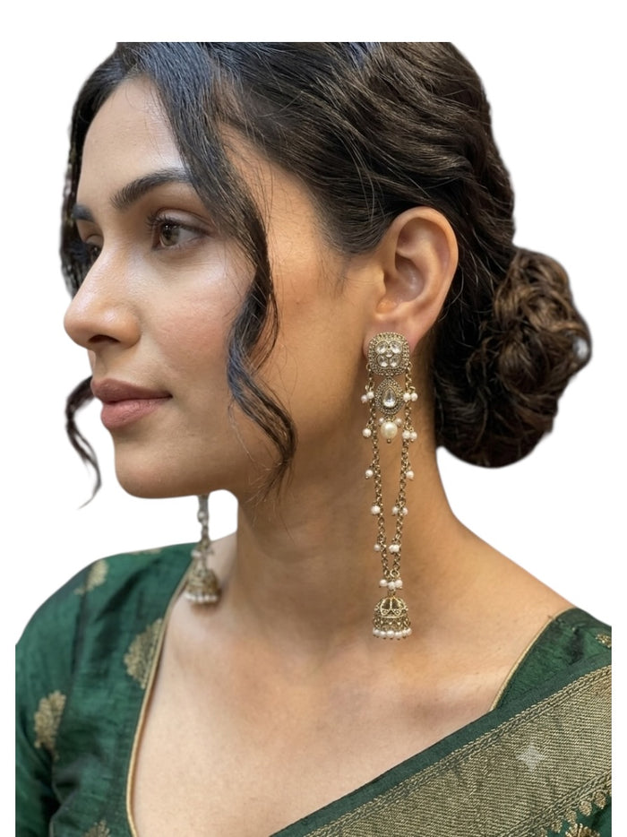 Clear / White / Pearl - Medium - Antique Gold Finish Traditional Earrings - Bollywood - Weddings - 15JE62 07R26